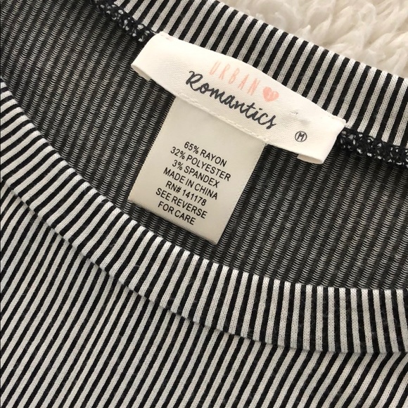 Urban Romantics Top - Picture 3 of 4